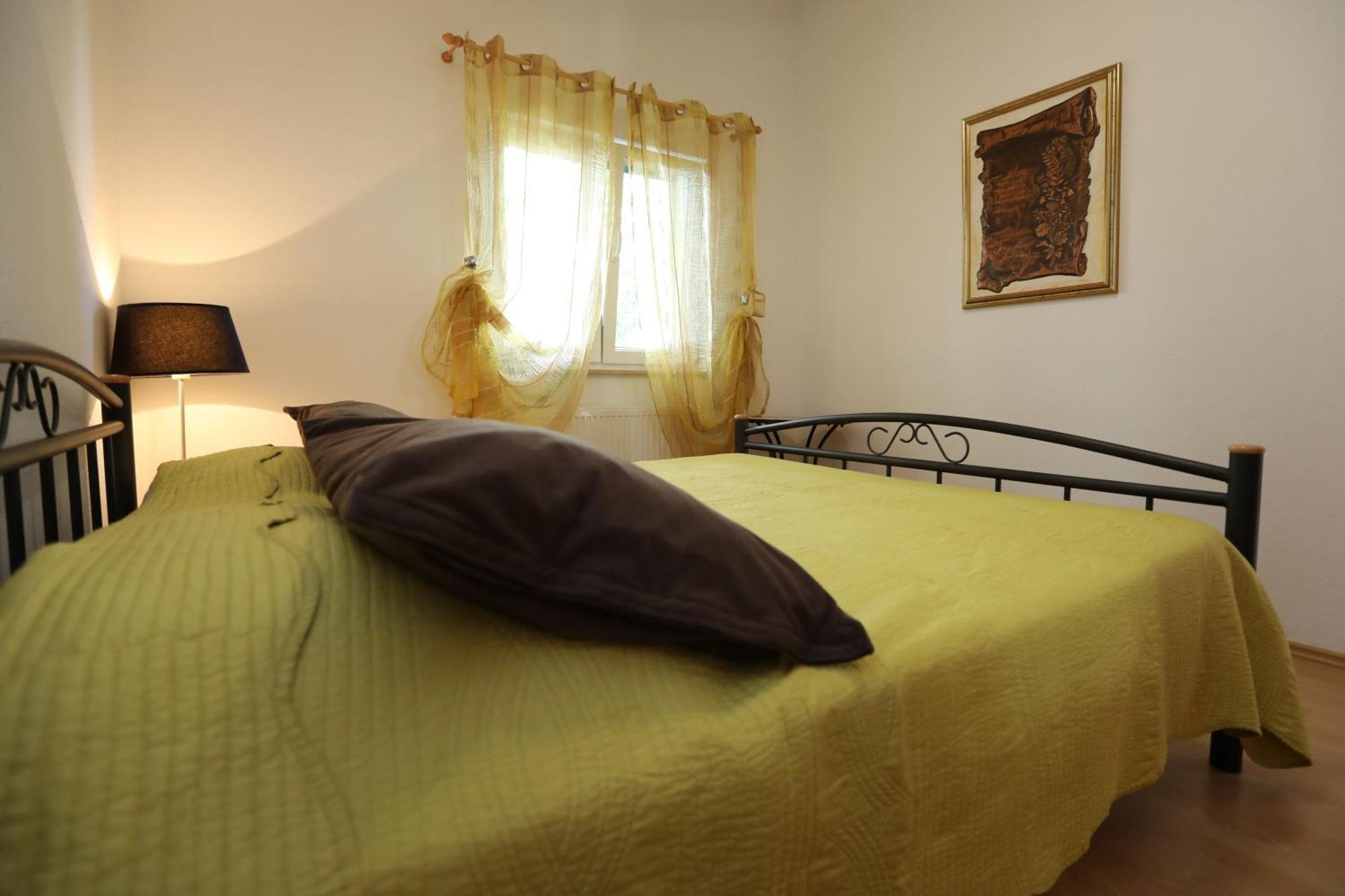 Apartments Salona Трогір Екстер'єр фото
