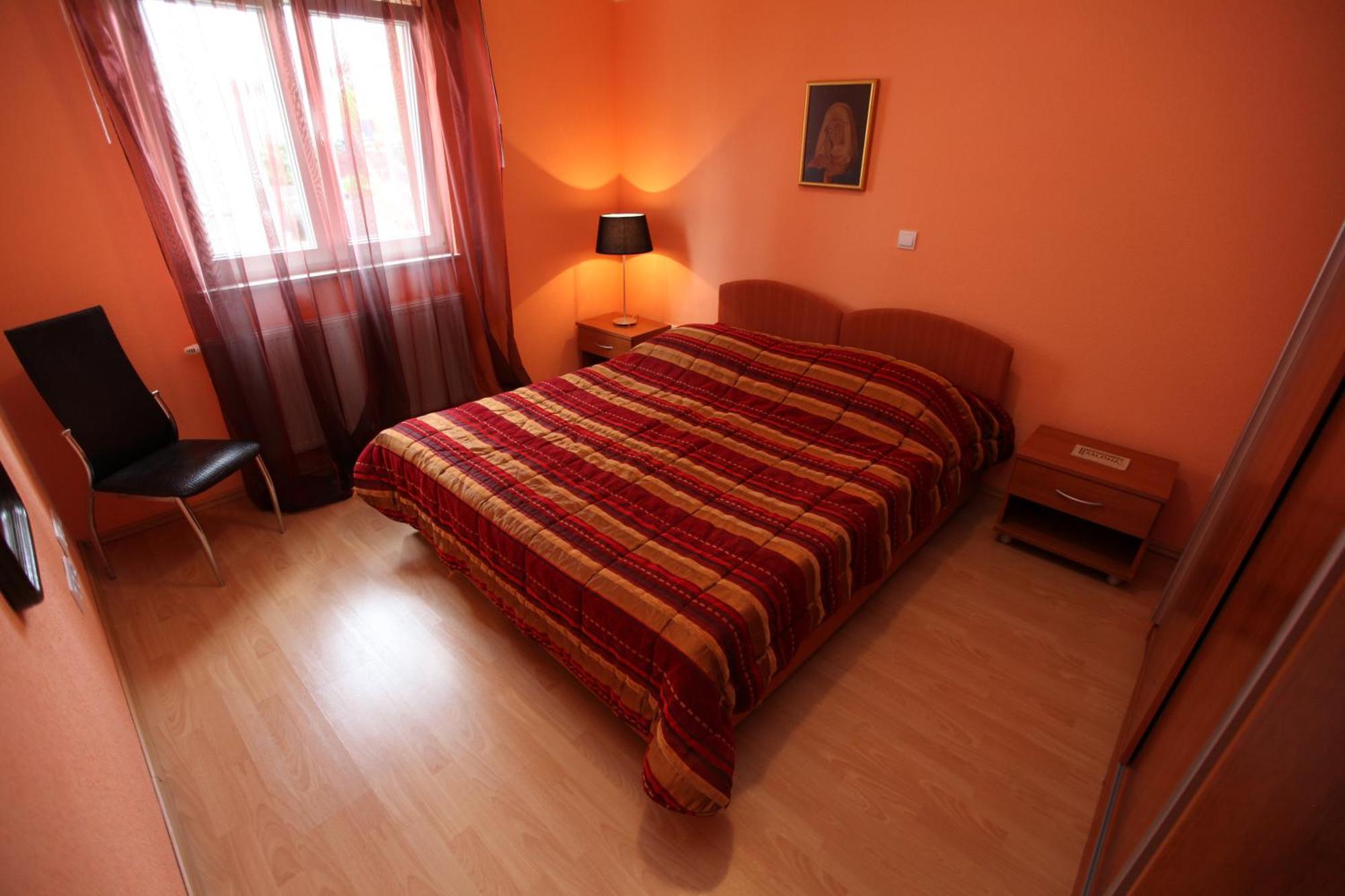 Apartments Salona Трогір Номер фото