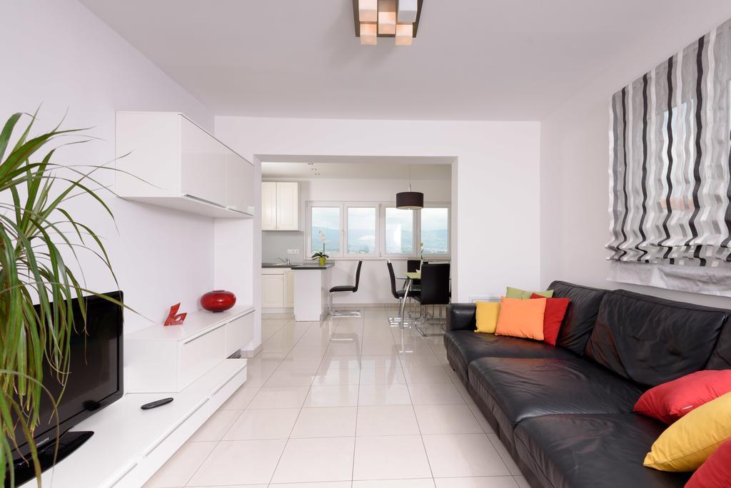 Apartments Salona Трогір Екстер'єр фото
