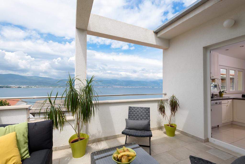 Apartments Salona Трогір Екстер'єр фото
