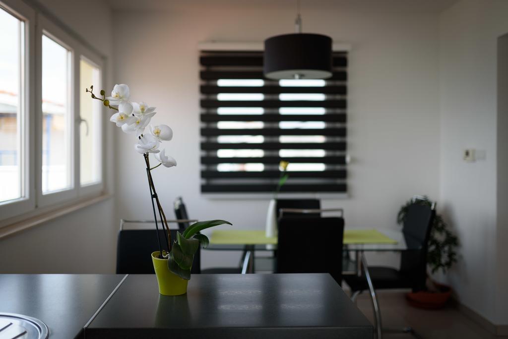 Apartments Salona Трогір Екстер'єр фото