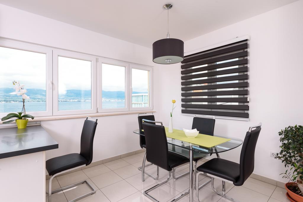 Apartments Salona Трогір Екстер'єр фото