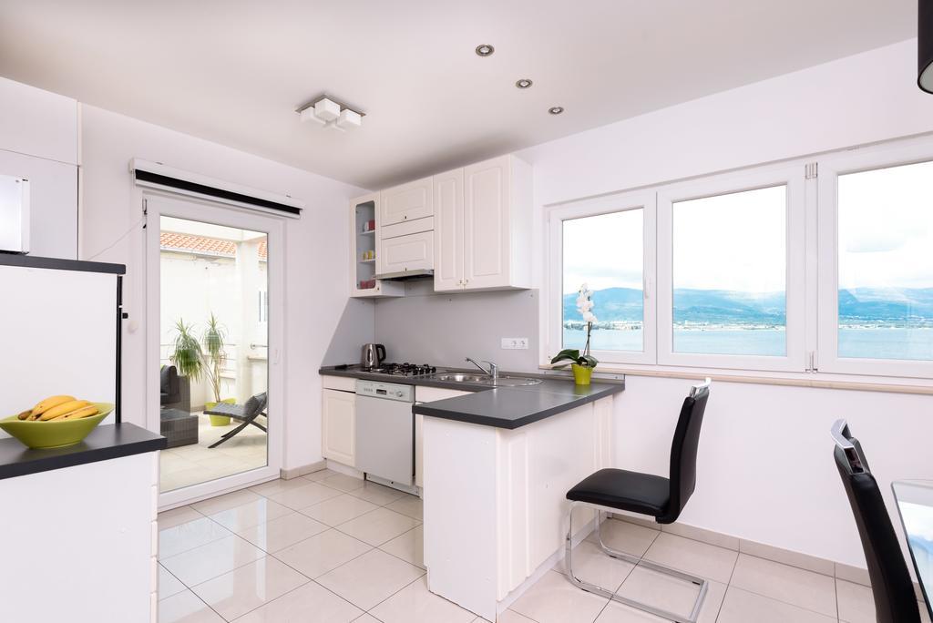 Apartments Salona Трогір Екстер'єр фото