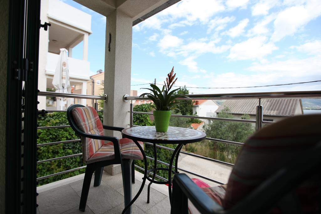 Apartments Salona Трогір Номер фото
