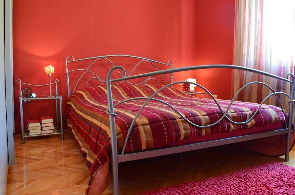 Apartments Salona Трогір Екстер'єр фото